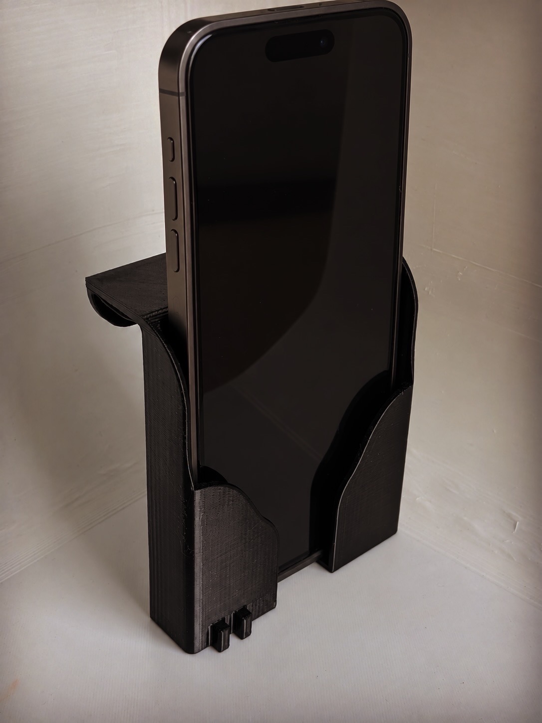 📱 iPhone Bett-Halterung – 3D-gedruckt